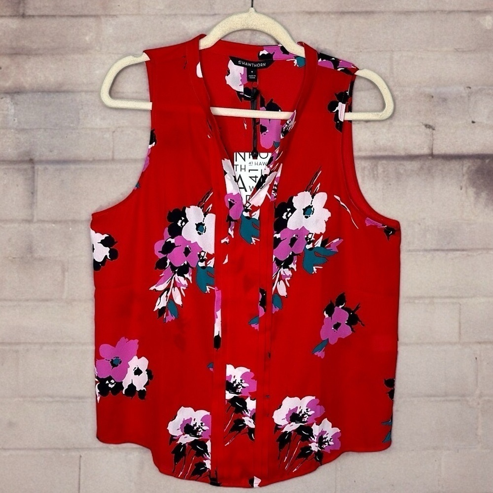 T7 41 Hawthorn Sz Med Red Tank Blouse with multicolor floral throughout